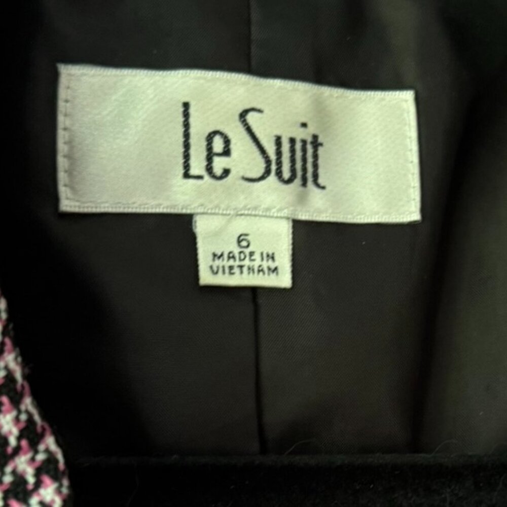 LeSuit Belted Blazer - Picture 3 of 5